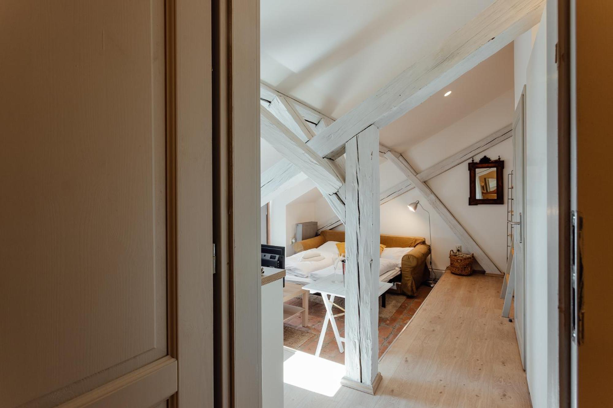 Boutique Apartments Banská Štiavnica Rom bilde