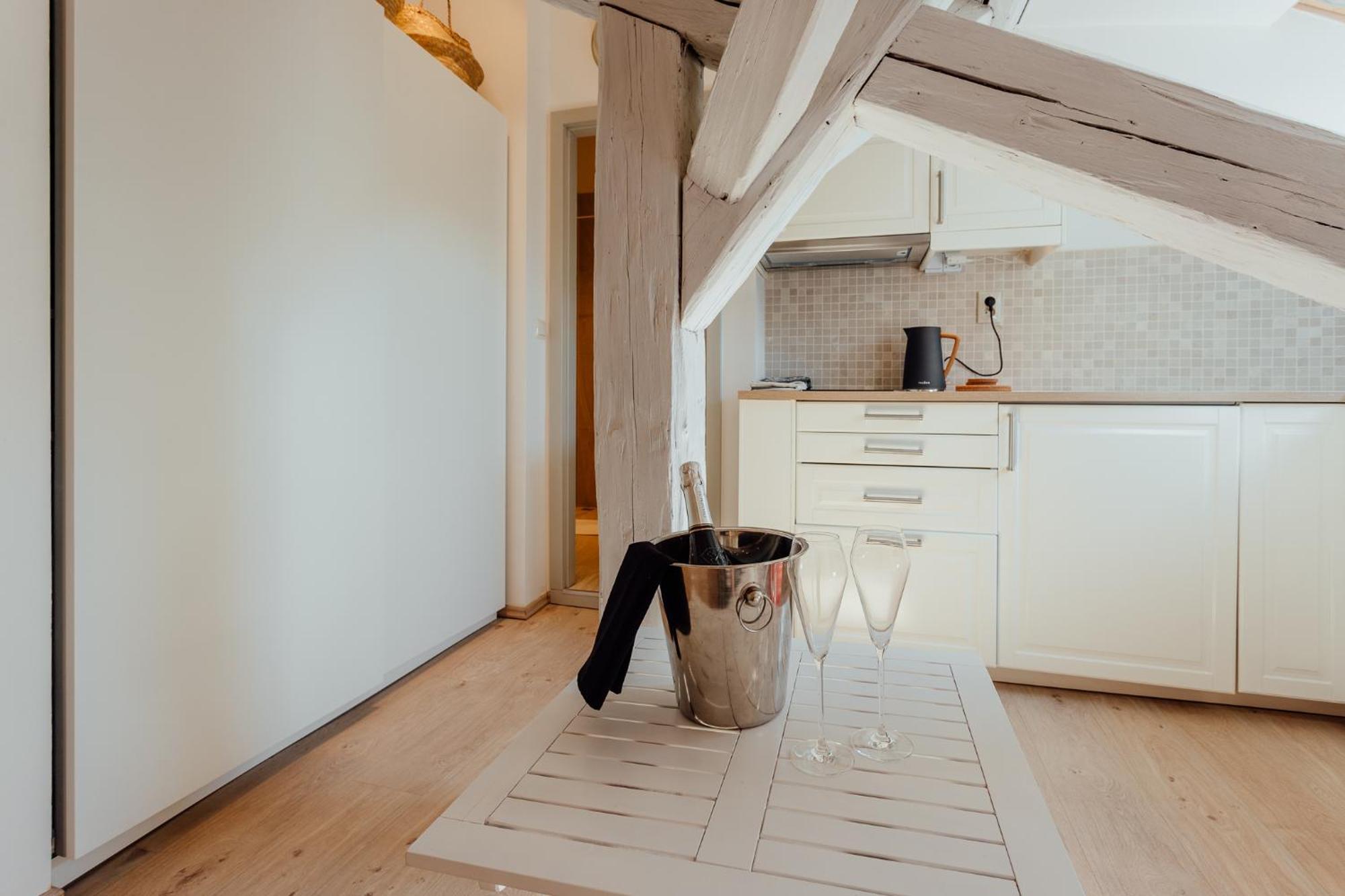 Boutique Apartments Banská Štiavnica Rom bilde